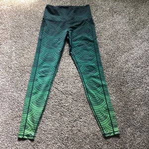 28” mandala print emerald moss leggings